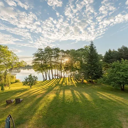 Eisvogel - Ihr Rueckzugsort Am Loppiner